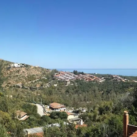 Fisky House Casa de Férias *